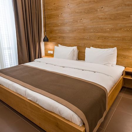 Luxury Apartments On Central Avenue Тбилиси Экстерьер фото